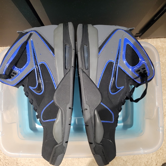 Nike Air Flight Falcon Black and Blue High-Top Sneakers Nike Air Flight Falcon Black and Blue High-Top Sneakers